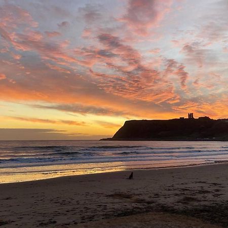 Bay View - Amazing Location With Sea Views! Aparthotel Scarborough Exteriör bild