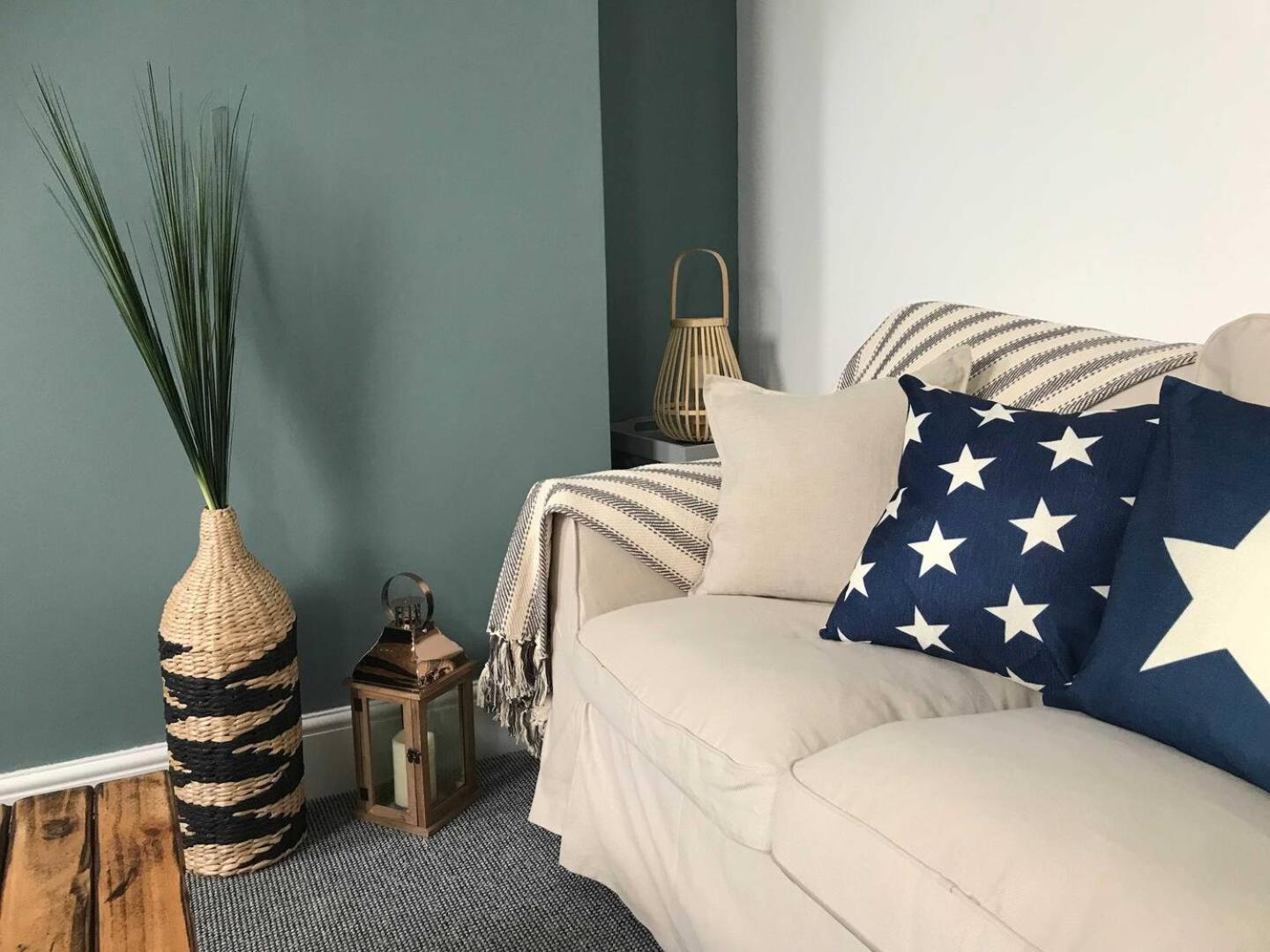 Bay View - Amazing Location With Sea Views! Aparthotel Scarborough Exteriör bild